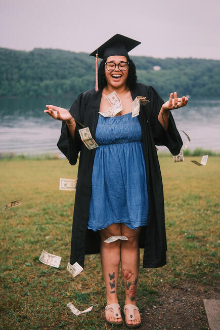 grad_4.jpeg